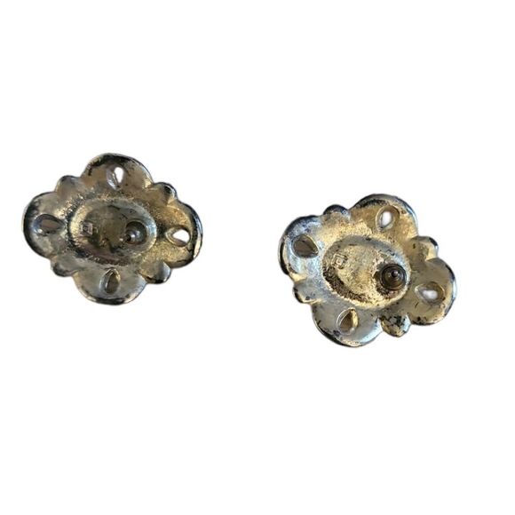 Vintage 1986 Avon Silvery Sands Pierced Earrings - Picture 4 of 5
